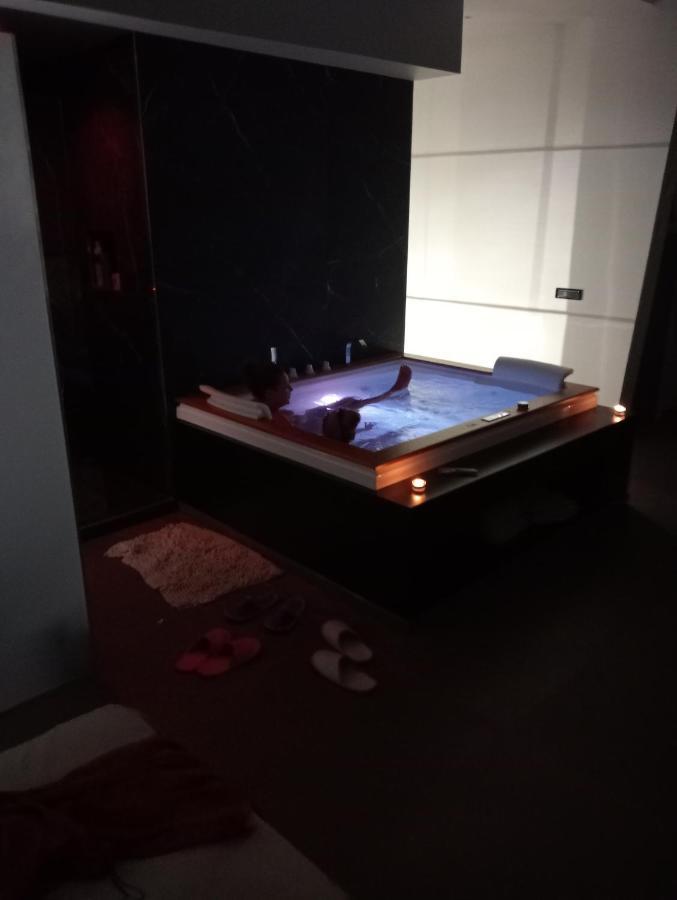 Suite Luxurya باري المظهر الخارجي الصورة