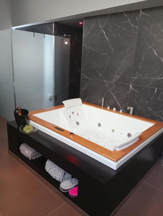 Suite Luxurya باري المظهر الخارجي الصورة