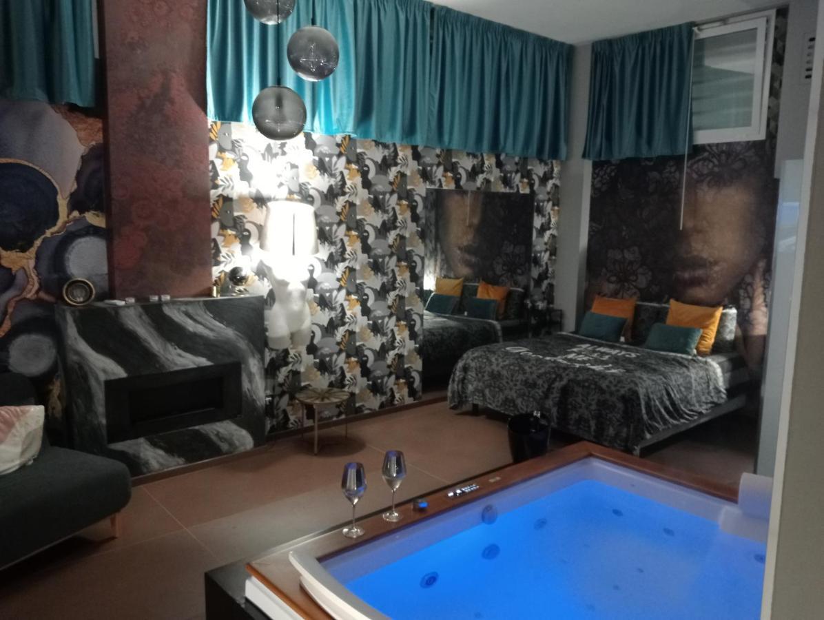 Suite Luxurya باري المظهر الخارجي الصورة