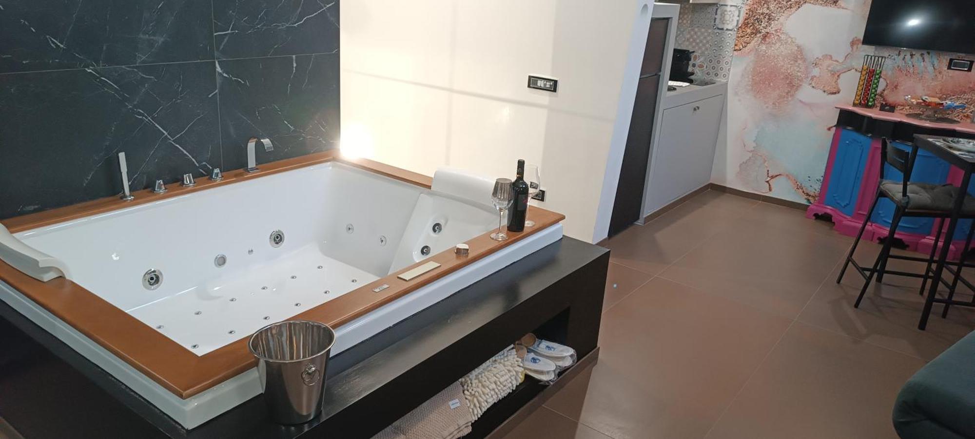 Suite Luxurya باري المظهر الخارجي الصورة
