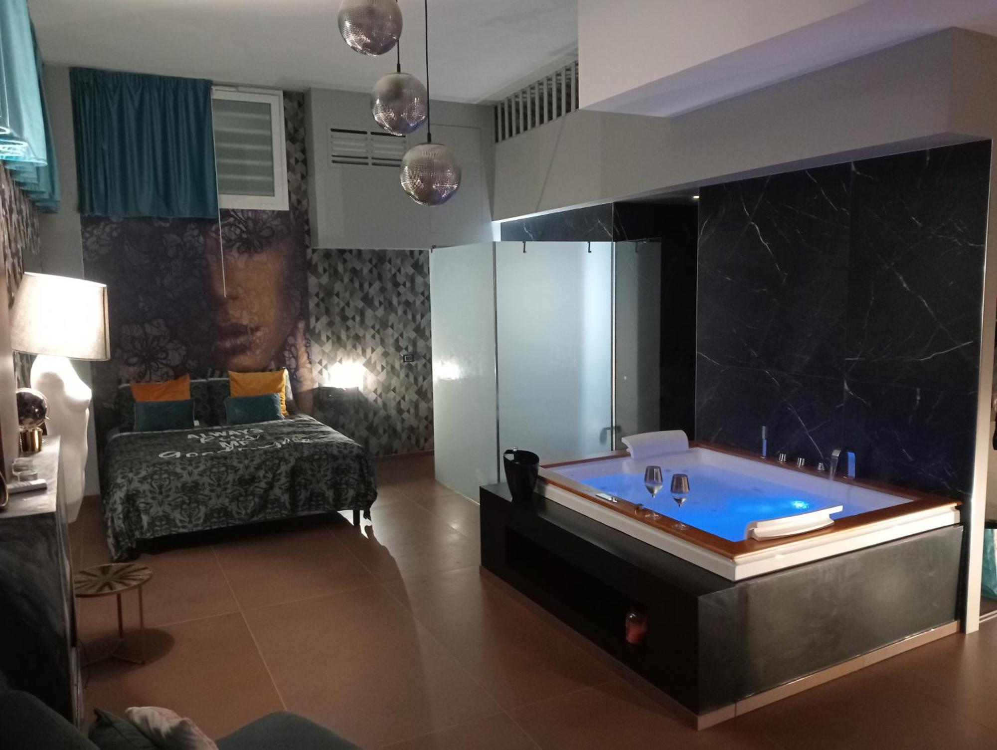 Suite Luxurya باري الغرفة الصورة